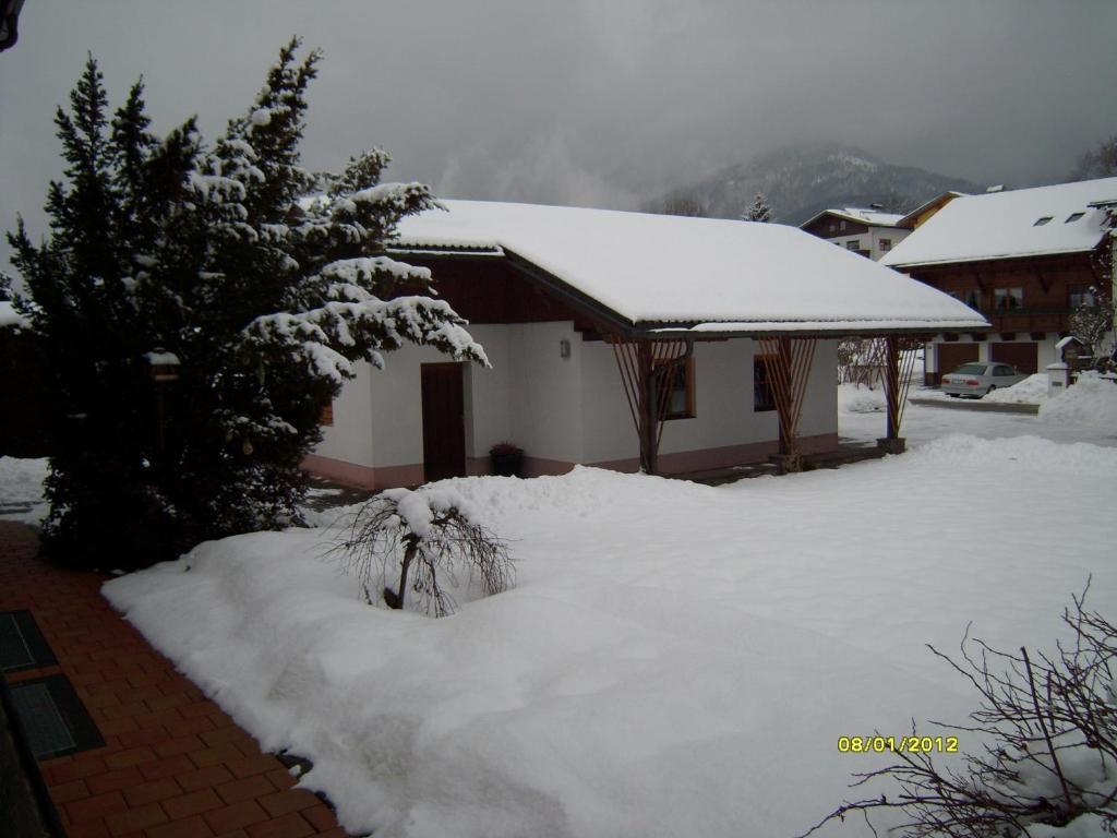 Ferienwohnung Stickler Reutte Zimmer foto