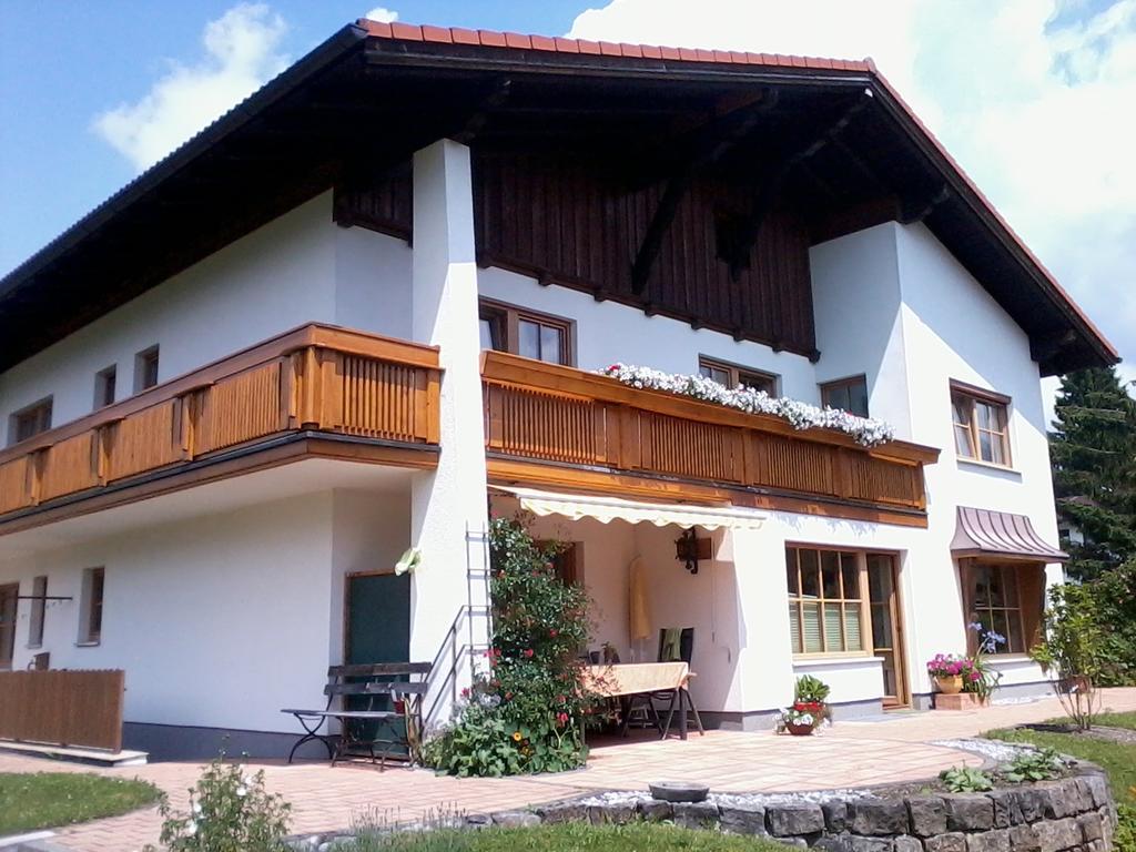 Ferienwohnung Stickler Reutte Zimmer foto